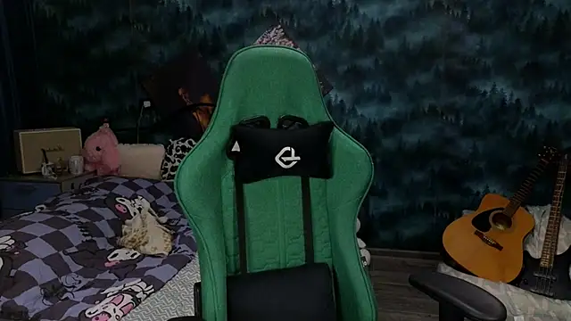 artass2 online show from 10/04/25, 10:52