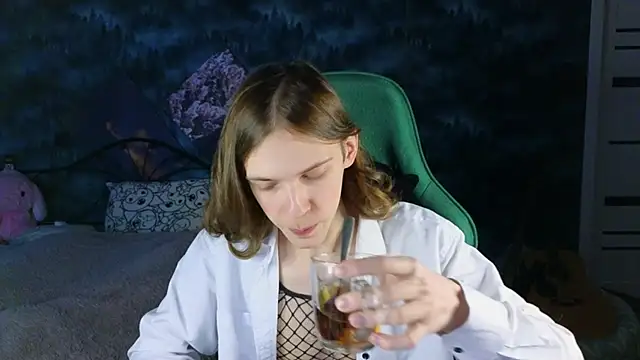 artass2 online show from 11/22/25, 07:02