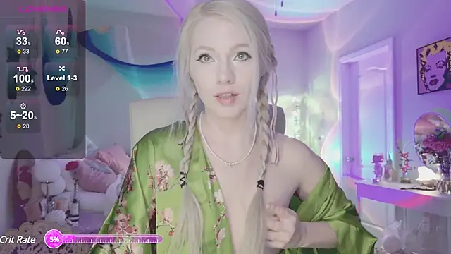 Snapshot of Talulaa chatting on 01/17/25, 09:17 Talulaa online show from 01/17/25, 09:17