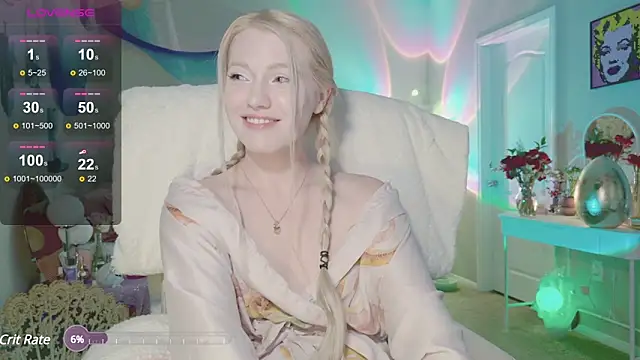 Snapshot of Talulaa chatting on 03/02/25, 06:08 Talulaa online show from 03/02/25, 06:08