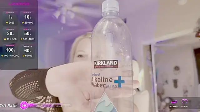 Snapshot of Talulaa chatting on 09/12/25, 07:47 Talulaa online show from 09/12/25, 07:47