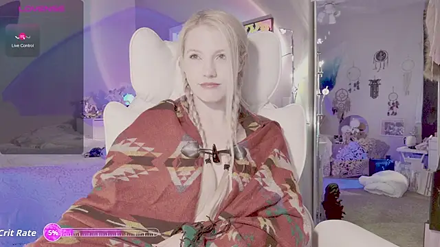 Snapshot of Talulaa chatting on 11/07/25, 05:35 Talulaa online show from 11/07/25, 05:35