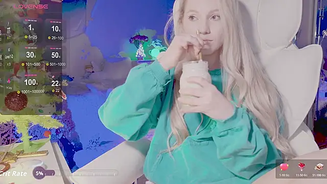 Snapshot of Talulaa chatting on 12/13/25, 08:58 Talulaa online show from 12/13/25, 08:58