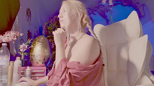 Talulaa online show from 03/19/26, 07:40