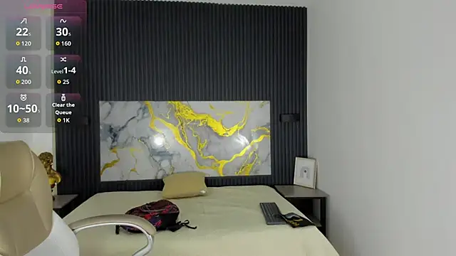 SantiagoRusso18 online show from 12/01/25, 09:58