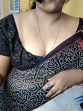 Angel0731 online show from 12/17/25, 06:03