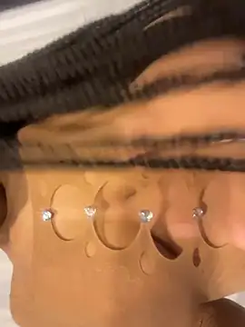 Idonotcherishu online show from 11/17/25, 10:21