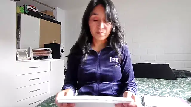 KalosGyne online show from 06/10/26, 07:24