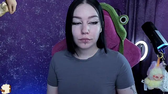 Snapshot of MargarettRose chatting on 07/16/26, 03:45 MargarettRose online show from 07/16/26, 03:45
