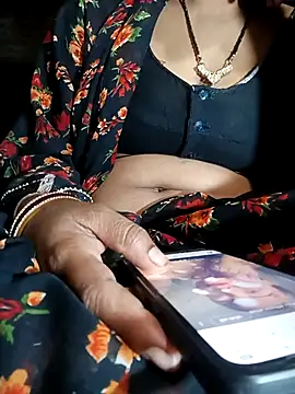 Snapshot of Sapnaji500 chatting on 10/17/25, 08:00 Sapnaji500 online show from 10/17/25, 08:00