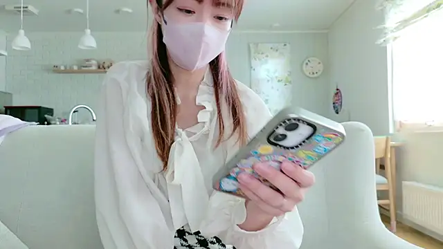 SUZU 1201 online show from 04/09/26, 12:32