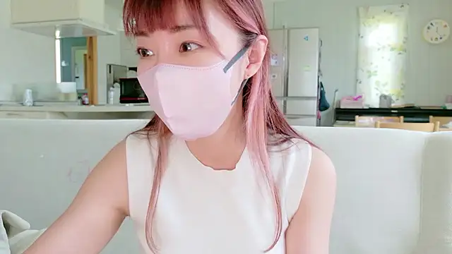 Snapshot of SUZU_1201 chatting on 07/02/26, 03:23 SUZU 1201 online show from 07/02/26, 03:23
