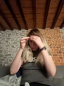 Snapshot of SexyAlya chatting on 11/09/25, 10:19 SexyAlya online show from 11/09/25, 10:19