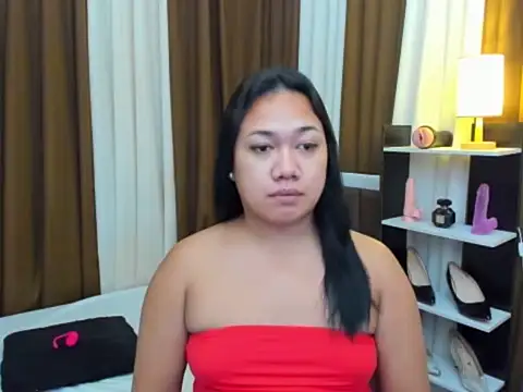 TsUncutKaren online show from 10/30/25, 12:12