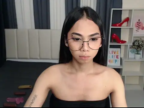 PetiteAsianYuki online show from 10/26/25, 07:14