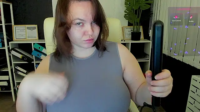 Snapshot of _feel_me_ chatting on 02/03/26, 01:48 feel me online show from 02/03/26, 01:48