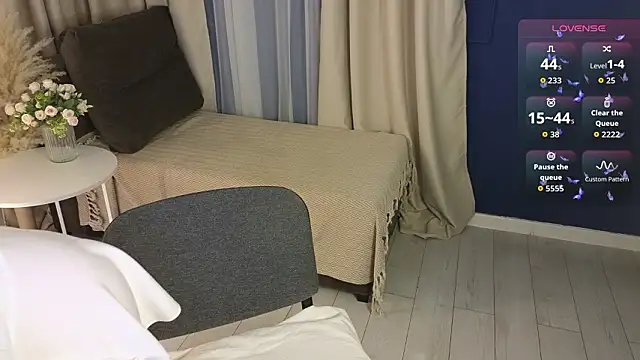 Snapshot of _feel_me_ chatting on 03/29/26, 01:38 feel me online show from 03/29/26, 01:38