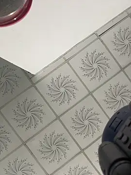 Tiffany-yy online show from 10/05/25, 11:46