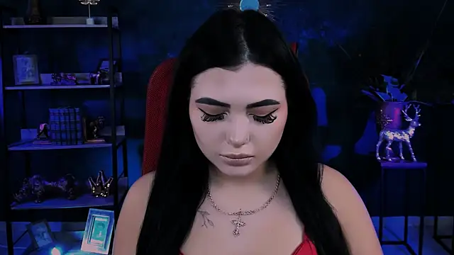 NaomiWilsons online show from 12/14/25, 12:21