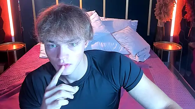 ChaseMuscular online show from 09/24/25, 10:29