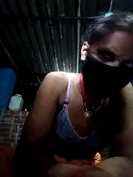 Snapshot of Jan_643 chatting on 10/08/25, 04:15 Jan 643 online show from 10/08/25, 04:15