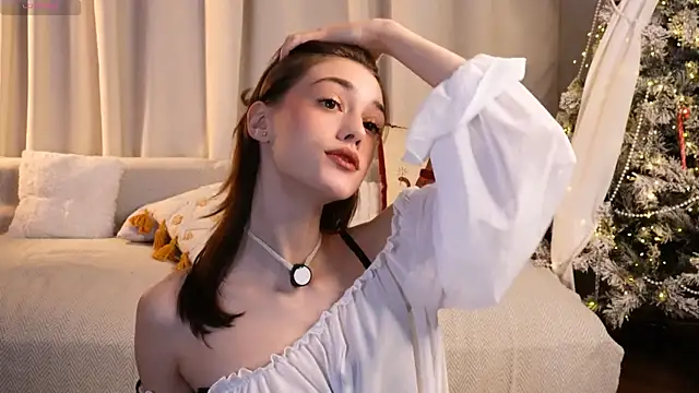 ttragedienne online show from 12/22/25, 02:25