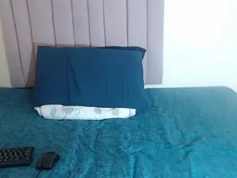 Snapshot of SexyGagaxx chatting on 10/10/25, 10:47 SexyGagaxx online show from 10/10/25, 10:47