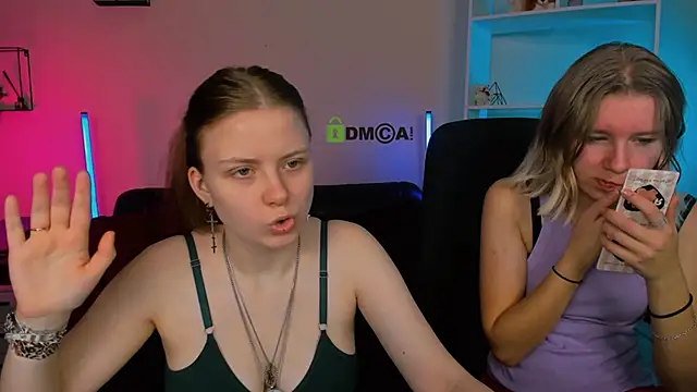 gloria bubble online show from 11/16/25, 10:21