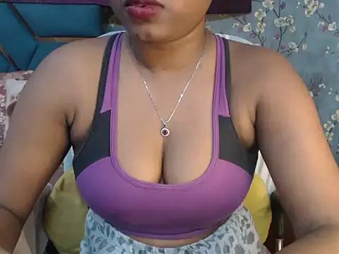 Snapshot of hot_riaa25 chatting on 03/14/26, 06:02 hot riaa25 online show from 03/14/26, 06:02