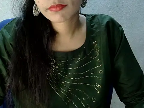 Snapshot of Neha_Sharma1 chatting on 10/11/25, 11:42 Neha Sharma1 online show from 10/11/25, 11:42