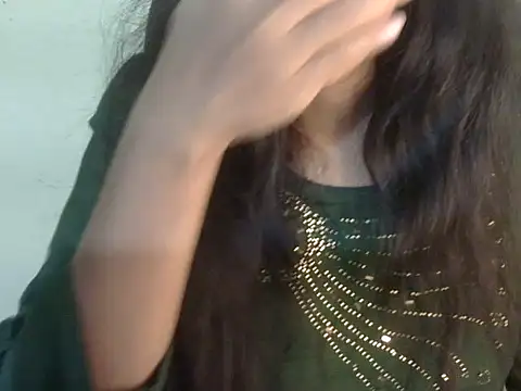 Snapshot of Neha_Sharma1 chatting on 12/04/25, 12:42 Neha Sharma1 online show from 12/04/25, 12:42