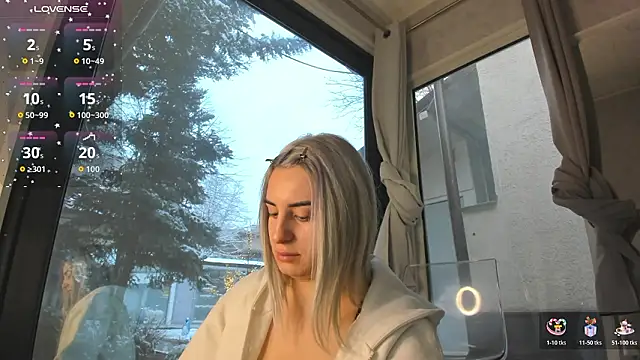 Snapshot of Ella_Vee chatting on 02/11/26, 06:07 Ella Vee online show from 02/11/26, 06:07