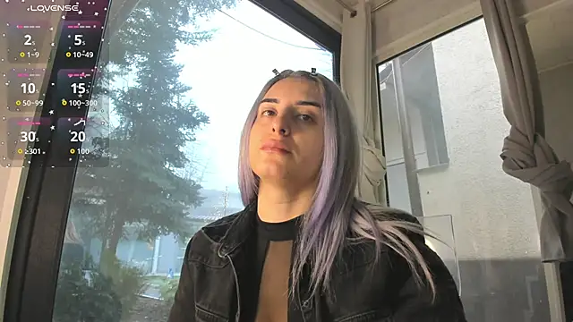 Snapshot of Ella_Vee chatting on 02/13/26, 06:42 Ella Vee online show from 02/13/26, 06:42