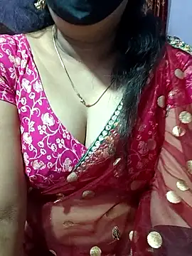 luci-queen online show from 09/25/25, 05:44