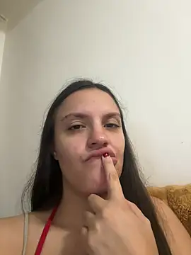 Snapshot of gaucha5 chatting on 04/06/26, 02:09 gaucha5 online show from 04/06/26, 02:09