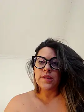 Snapshot of Nicoleefaith_ chatting on 05/09/26, 11:48 Nicoleefaith online show from 05/09/26, 11:48