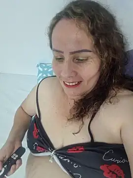 Snapshot of nohak_model chatting on 12/17/25, 11:00 nohak model online show from 12/17/25, 11:00