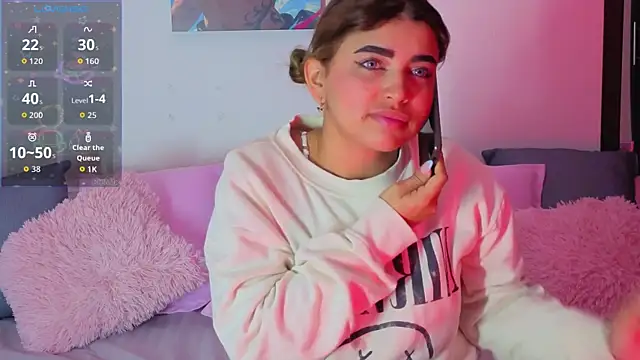 Snapshot of Lyra-Richter chatting on 09/20/25, 11:44 Lyra-Richter online show from 09/20/25, 11:44