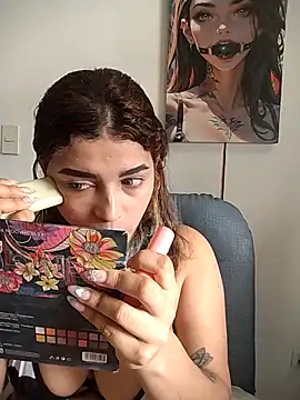 Snapshot of Lyra-Richter chatting on 10/01/25, 03:40 Lyra-Richter online show from 10/01/25, 03:40