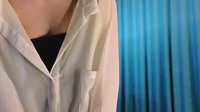 Snapshot of AngelicRice chatting on 09/21/25, 11:12 AngelicRice online show from 09/21/25, 11:12