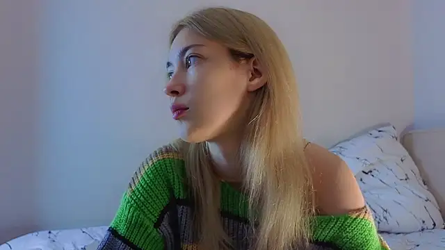 Snapshot of AngelicRice chatting on 11/14/25, 11:42 AngelicRice online show from 11/14/25, 11:42