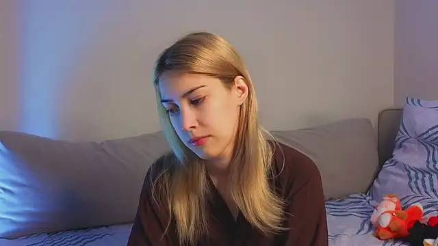 Snapshot of AngelicRice chatting on 11/28/25, 11:13 AngelicRice online show from 11/28/25, 11:13