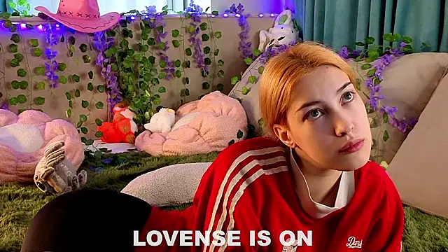 AngelicRice online show from 02/09/26, 11:36