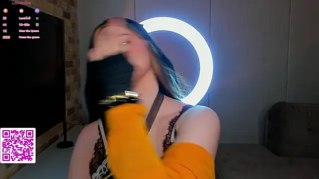 EvaBlimey online show from 09/20/25, 05:08