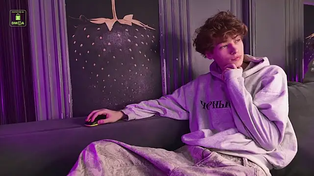 Snapshot of Kevin_Garsia chatting on 03/07/26, 09:34 Kevin Garsia online show from 03/07/26, 09:34