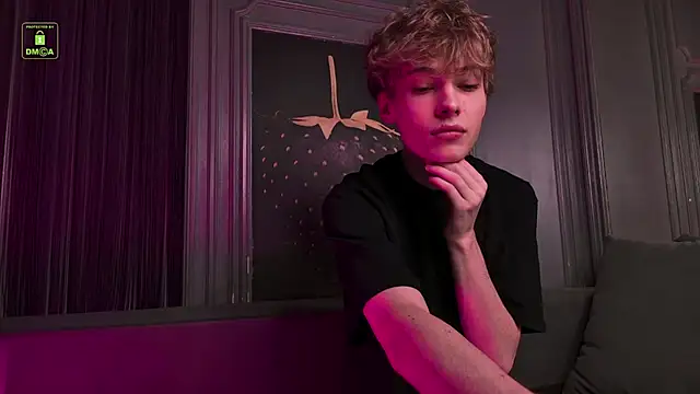 Snapshot of Kevin_Garsia chatting on 03/25/26, 04:18 Kevin Garsia online show from 03/25/26, 04:18