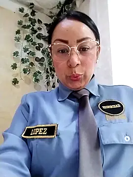 CRISTAL  11 online show from 09/30/25, 01:05