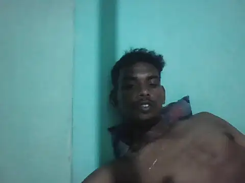 Snapshot of Tamilgud23 chatting on 10/18/25, 05:03 Tamilgud23 online show from 10/18/25, 05:03