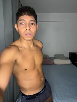 eduin069 online show from 09/22/25, 12:07