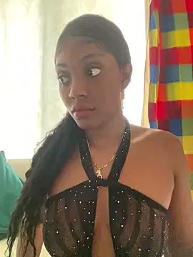 Snapshot of zaracollins01 chatting on 10/09/25, 08:40 zaracollins01 online show from 10/09/25, 08:40